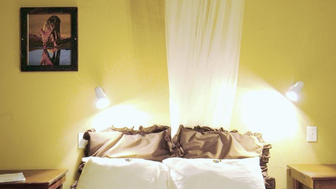 Photo of Bedroom in Thorny Bush Game Reserve