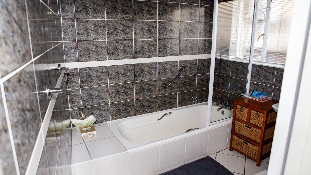 Photo of Bathroom in Ficksburg
