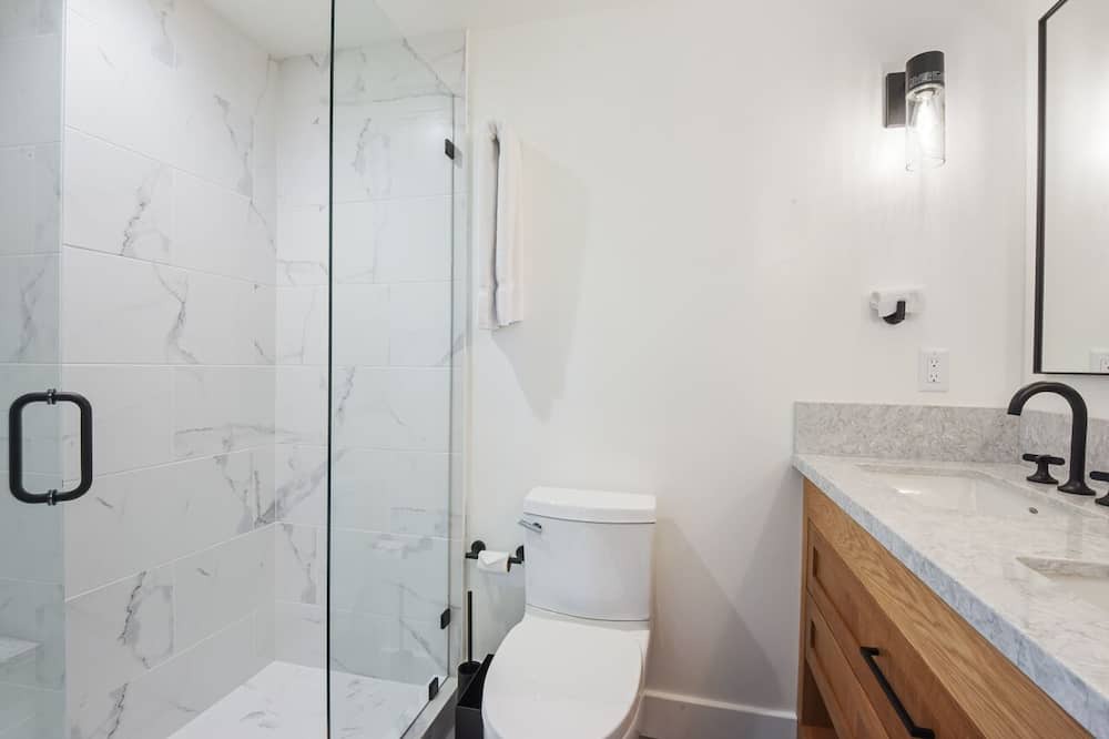 Photo of Bathroom in Brockway