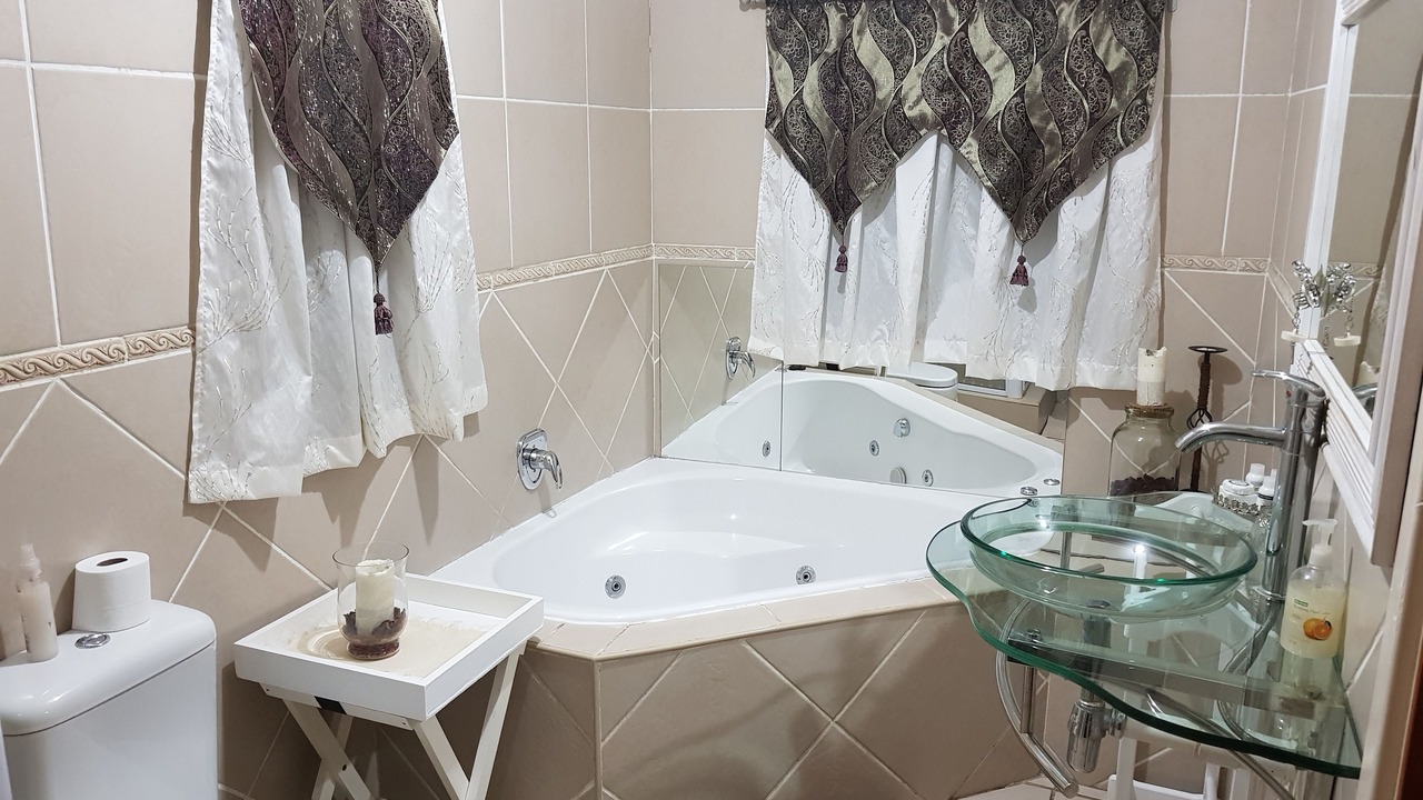 Photo of Bathroom in Klerksdorp