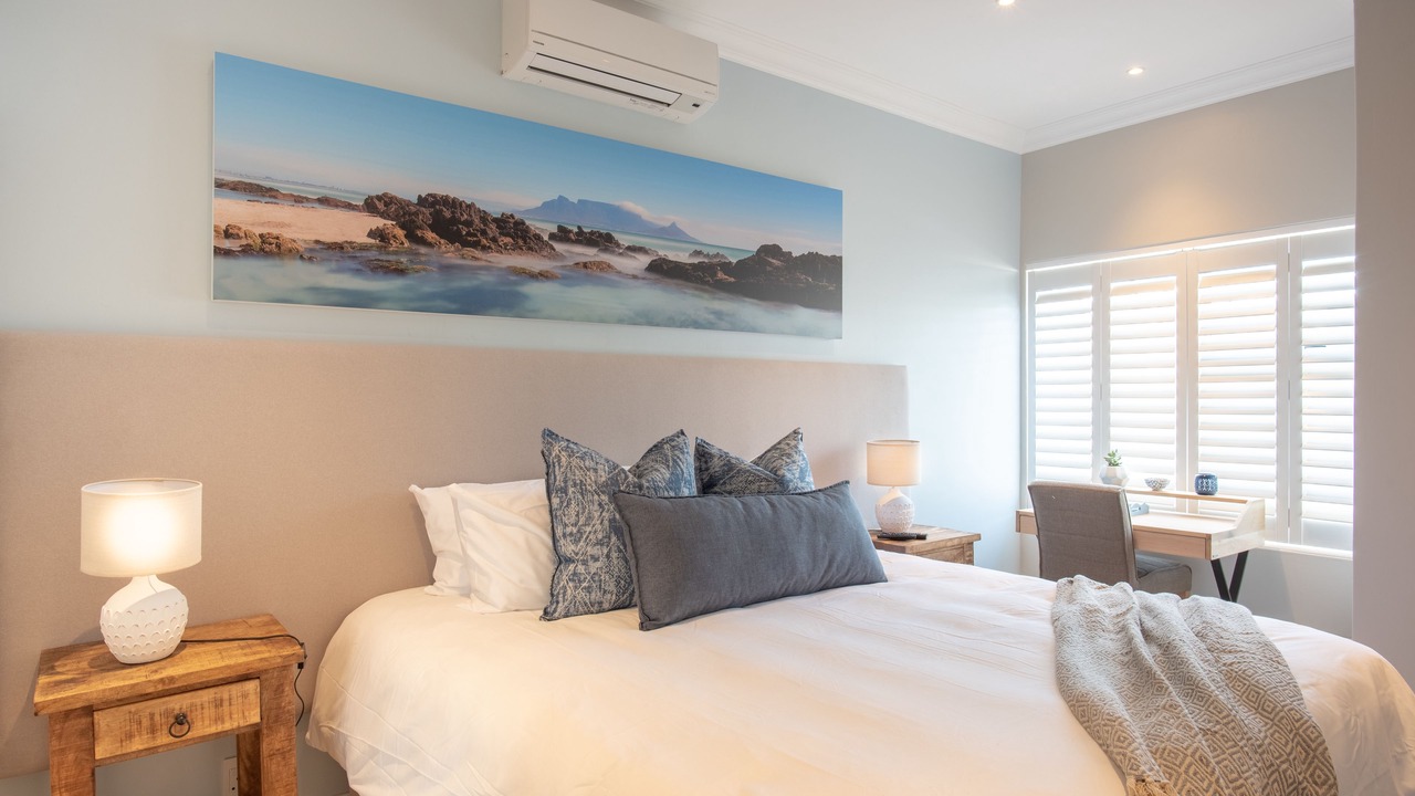 Photo of Bedroom in Bloubergstrand