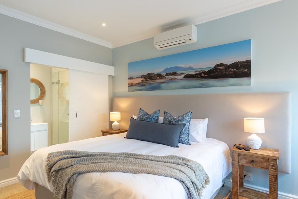 Photo of Bedroom in Bloubergstrand