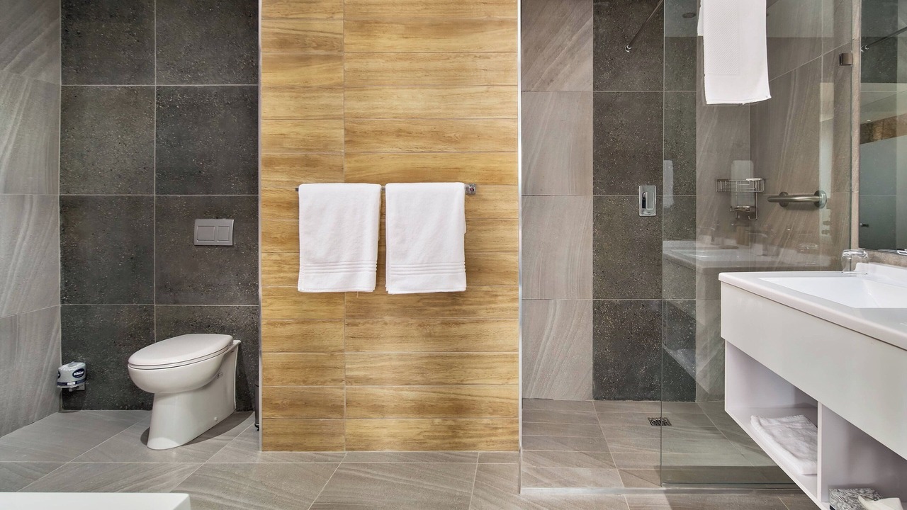 Photo of Bathroom in Sunnyside