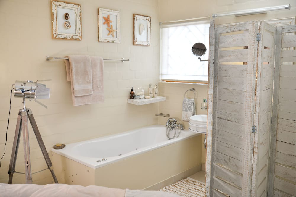 Photo of Bathroom in Dwarskersbos