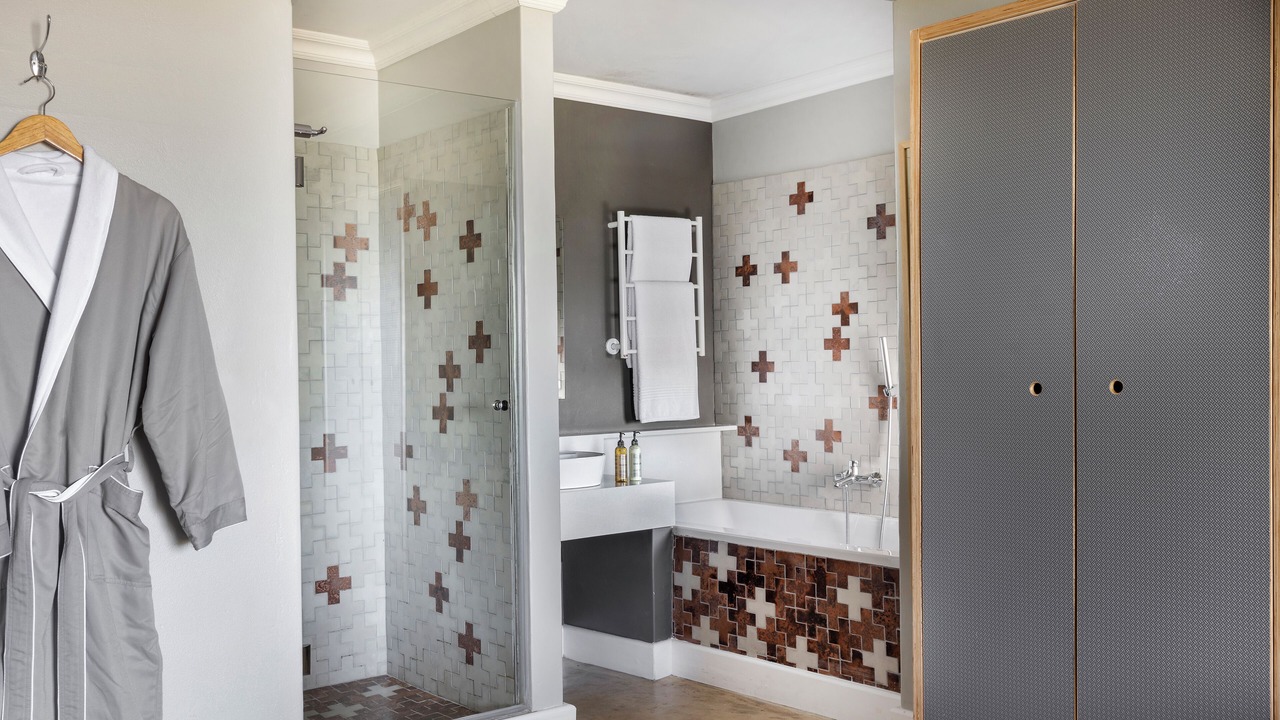 Photo of Bathroom in Paternoster