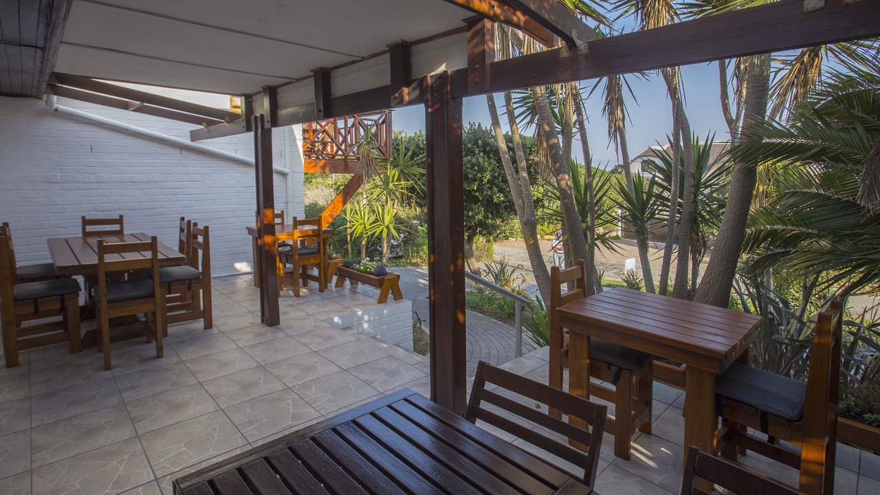 Photo of Patio Balcony in Wilderness Beach