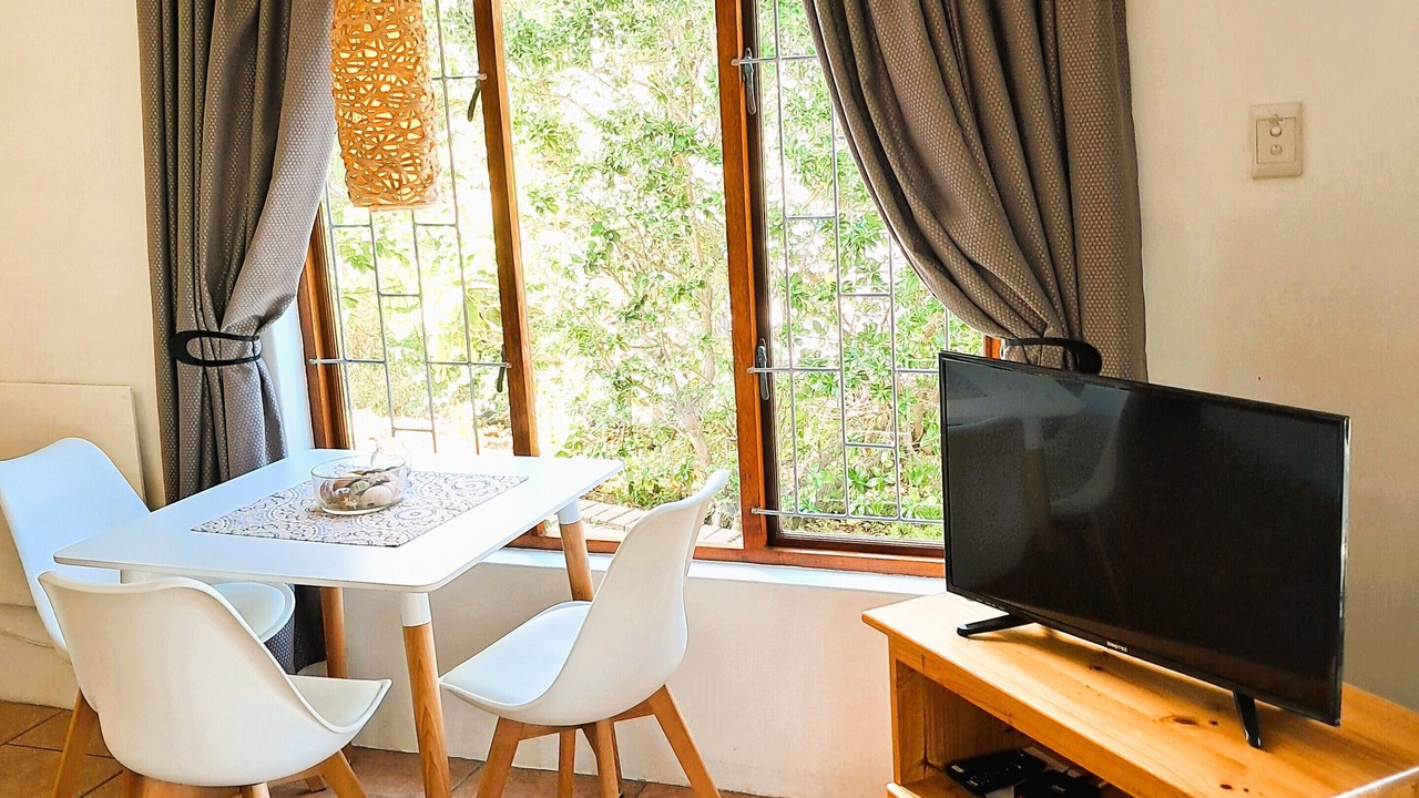 Photo of Bedroom in Wilderness Beach