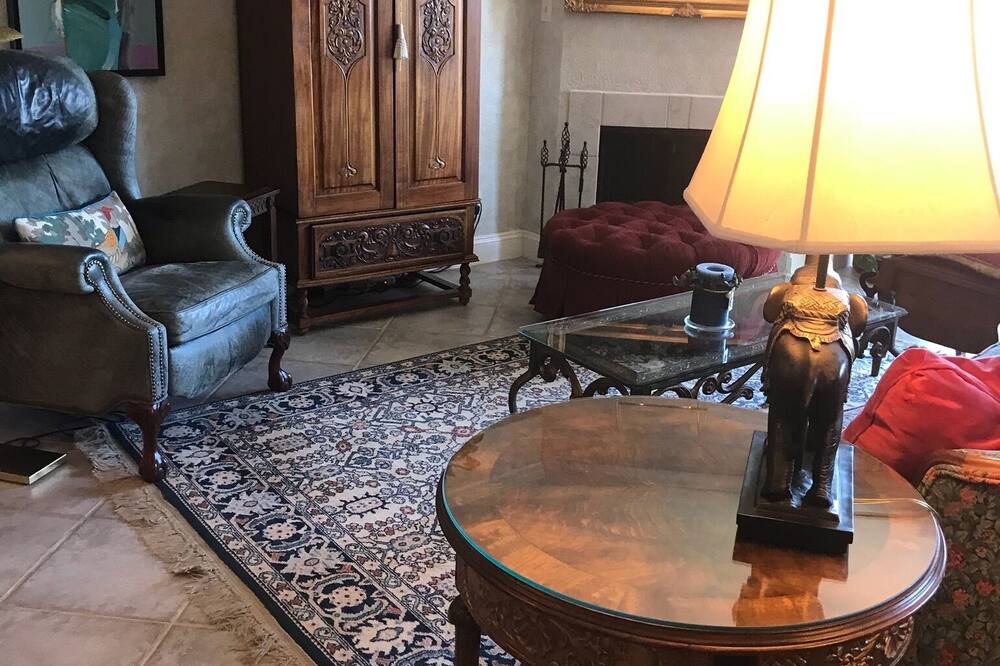 Photo of Livingroom in Fillmore District