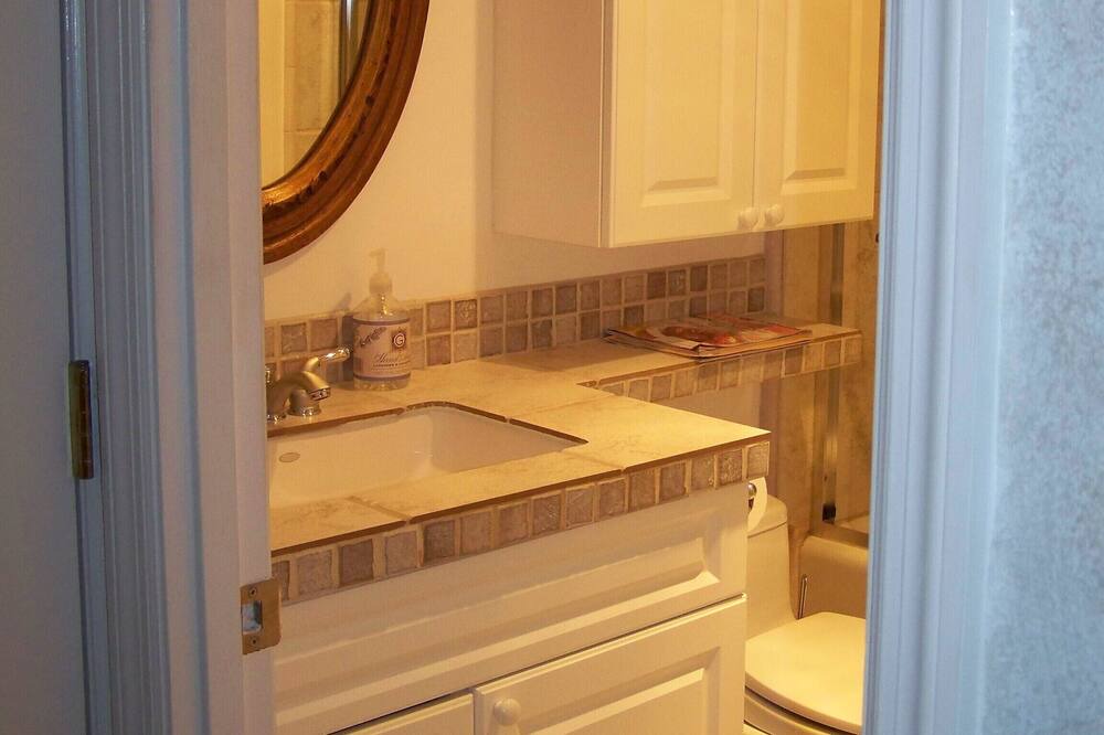 Photo of Bathroom in Fillmore District