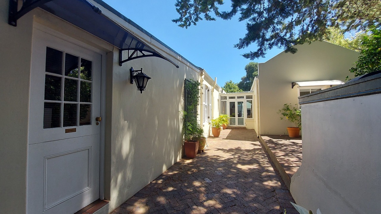Photo of Bedroom in Newlands