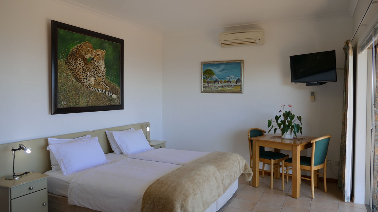 Photo of Bedroom in Camps Bay