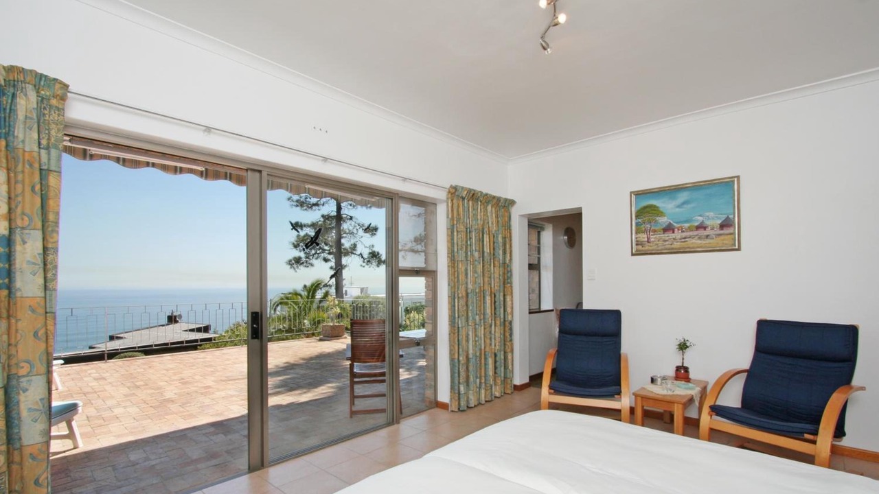 Photo of Bedroom in Camps Bay