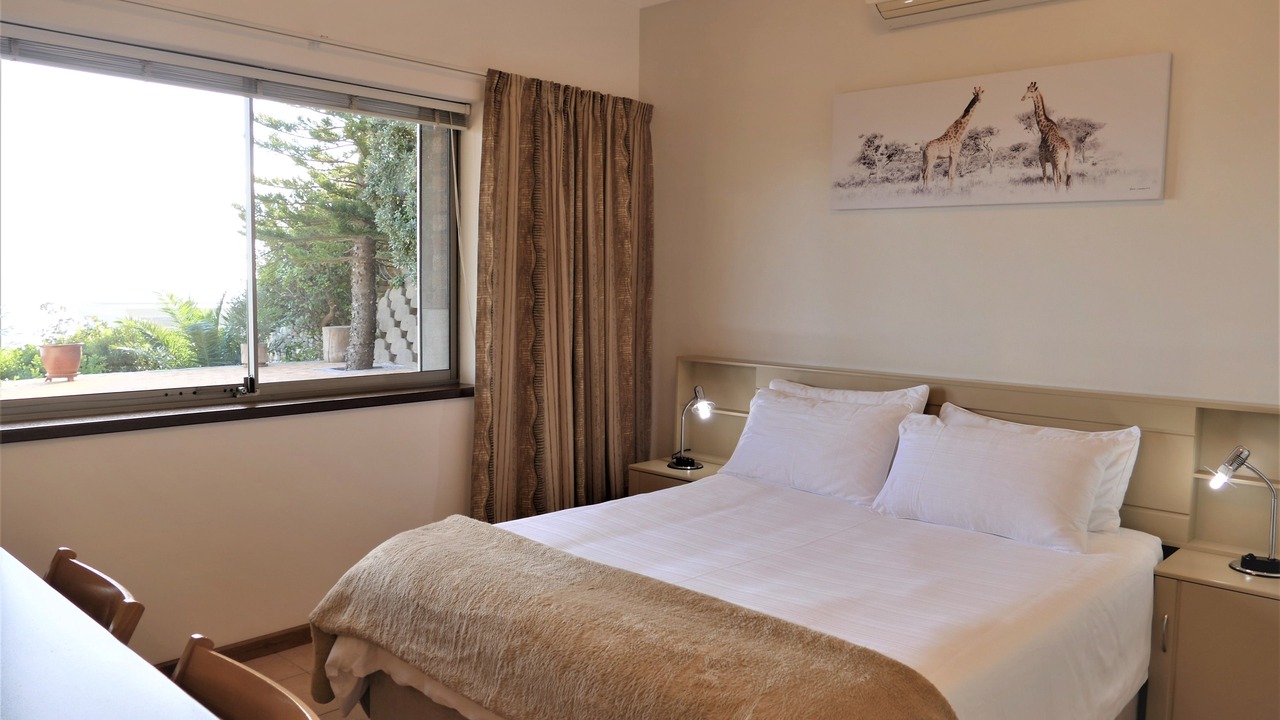 Photo of Bedroom in Camps Bay