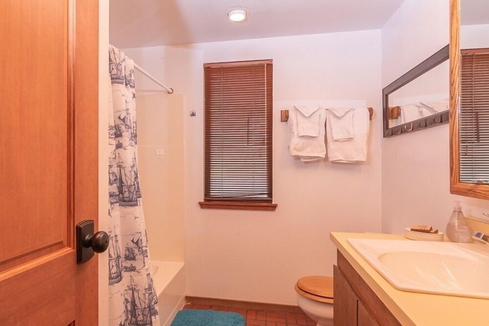 Photo of Bathroom in Anchor Bay