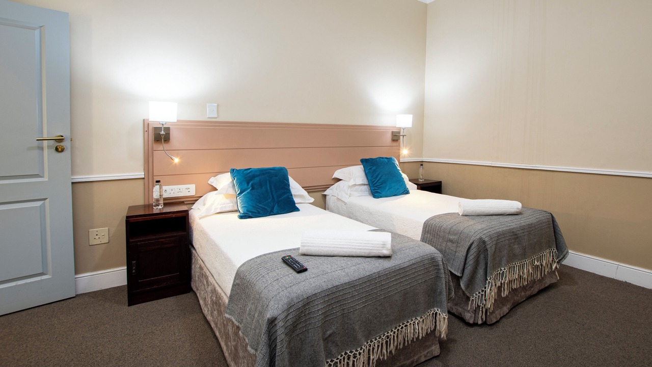 Photo of Bedroom in Oudtshoorn