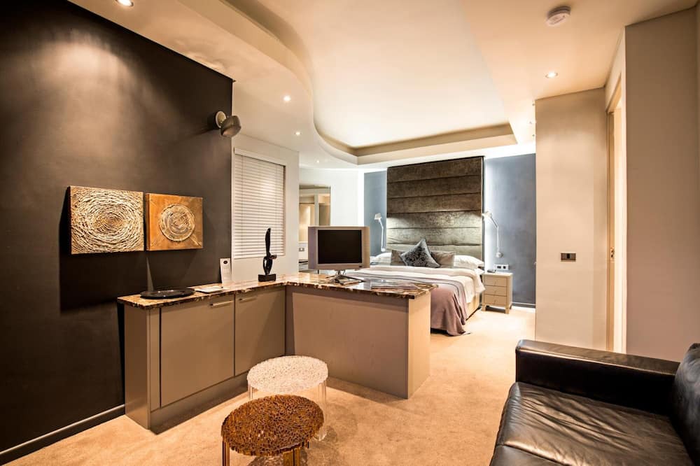 Photo of Bedroom in Clifton