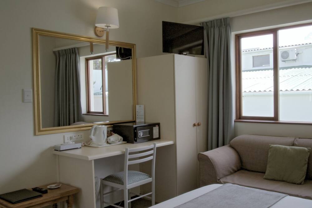 Photo of Bedroom in Hermanus City-Centre