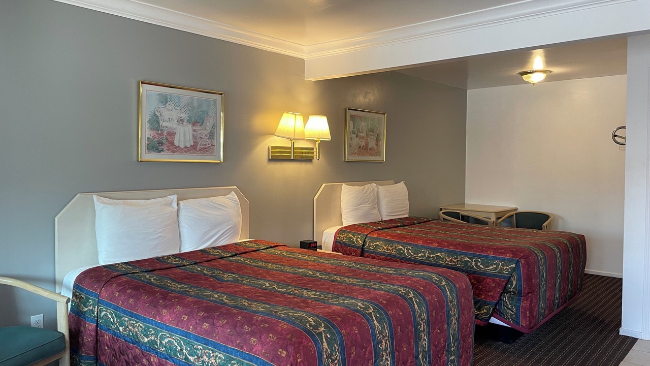 Photo of Bedroom in Willits