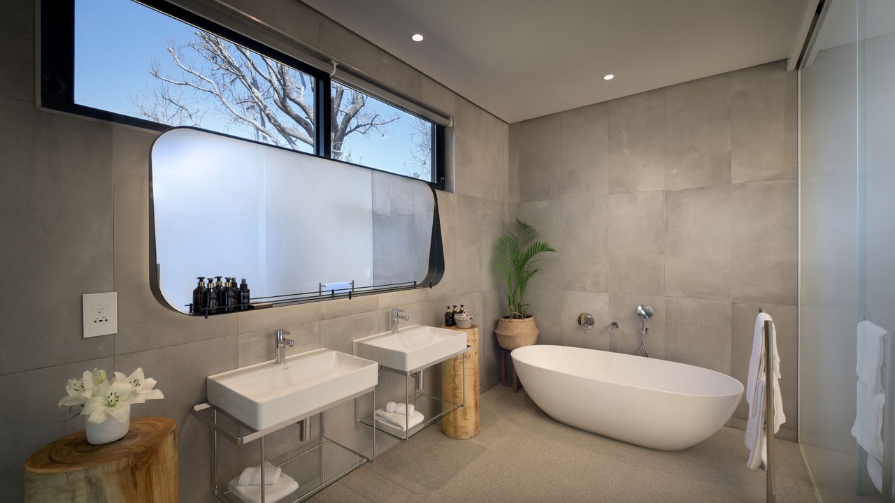 Photo of Bathroom in Greater Johannesburg Metropolitan Area