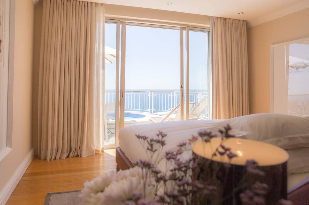 Photo of Bedroom in Bantry Bay