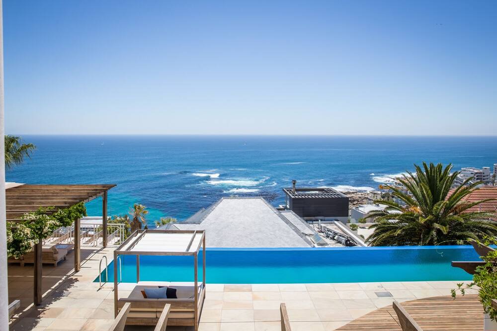 Photo of Outdoor in Bantry Bay