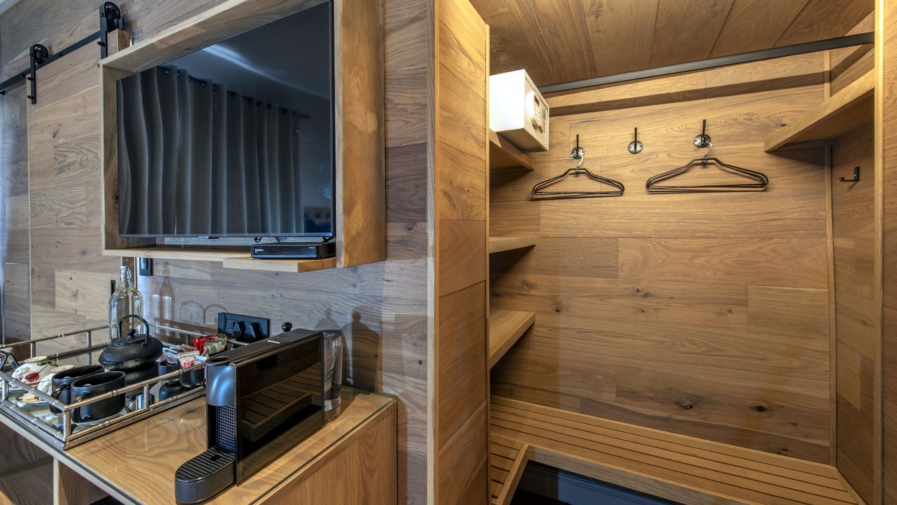 Photo of Bedroom in Three Anchor Bay