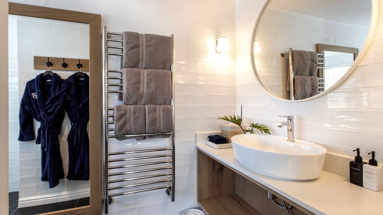 Photo of Bathroom in Three Anchor Bay