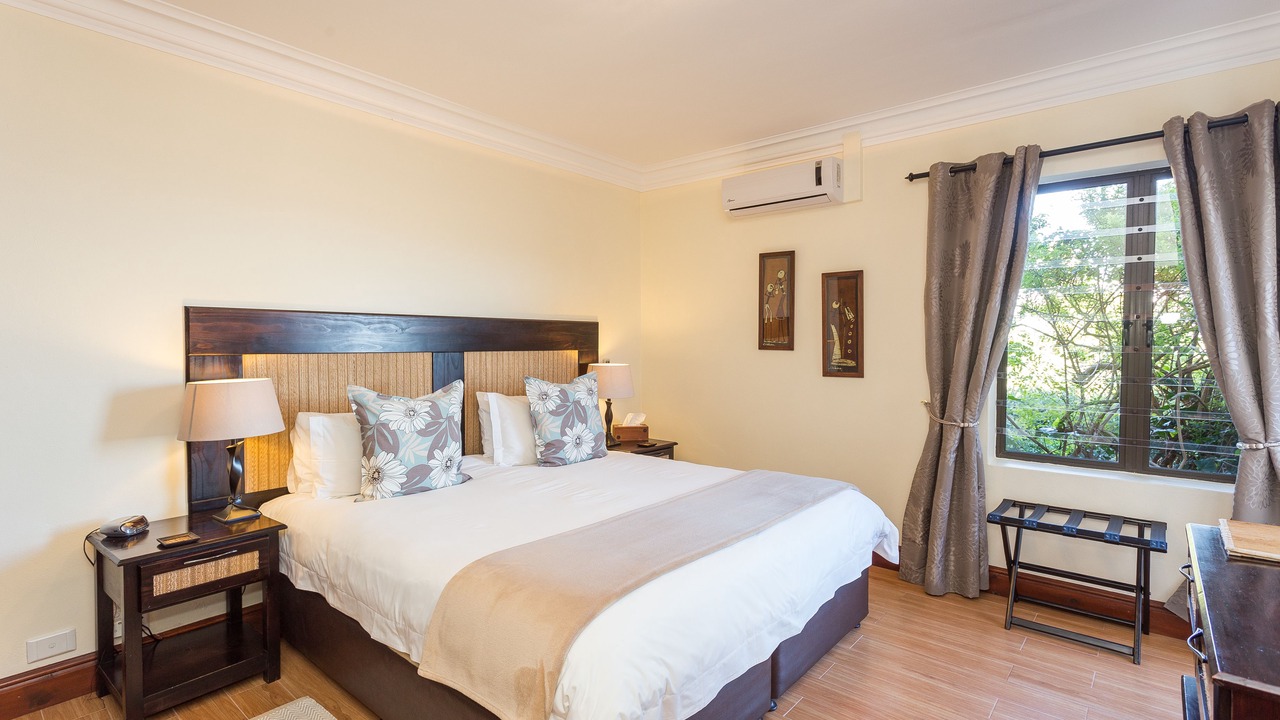 Photo of Bedroom in Mountainside