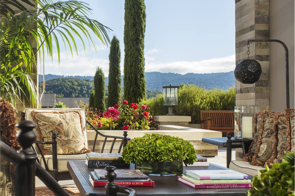 Photo of Outdoor in Menlo Park