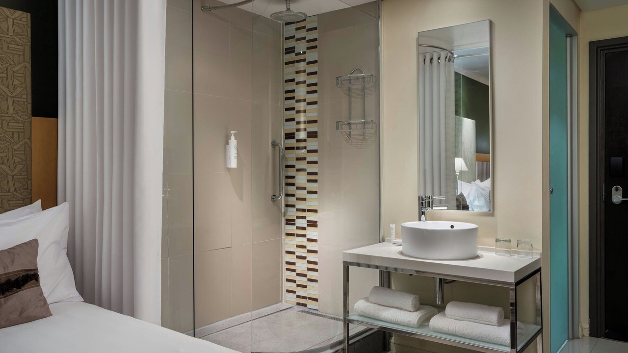 Photo of Bathroom in Westdene