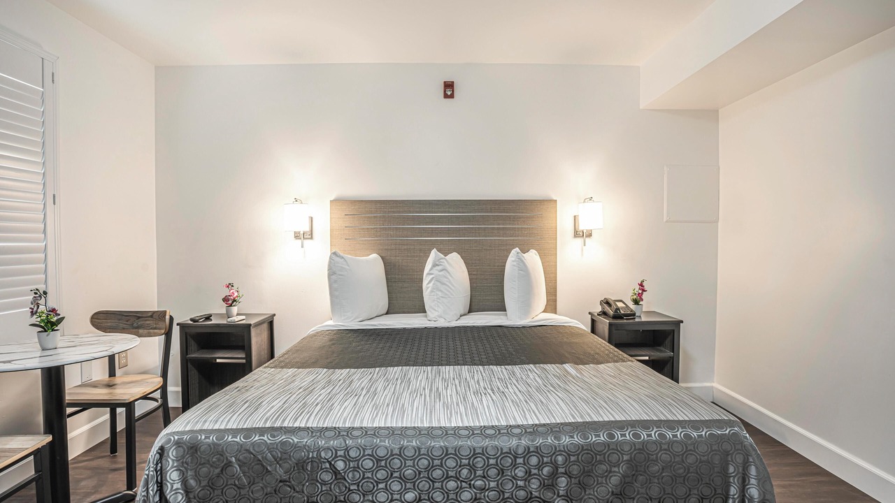 Photo of Bedroom in Old North Sacramento