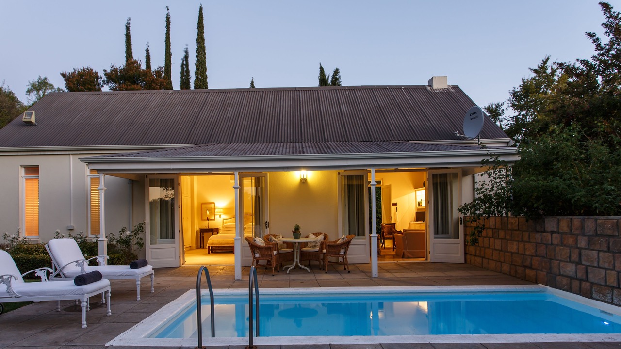 Photo of Bedroom in Oudtshoorn