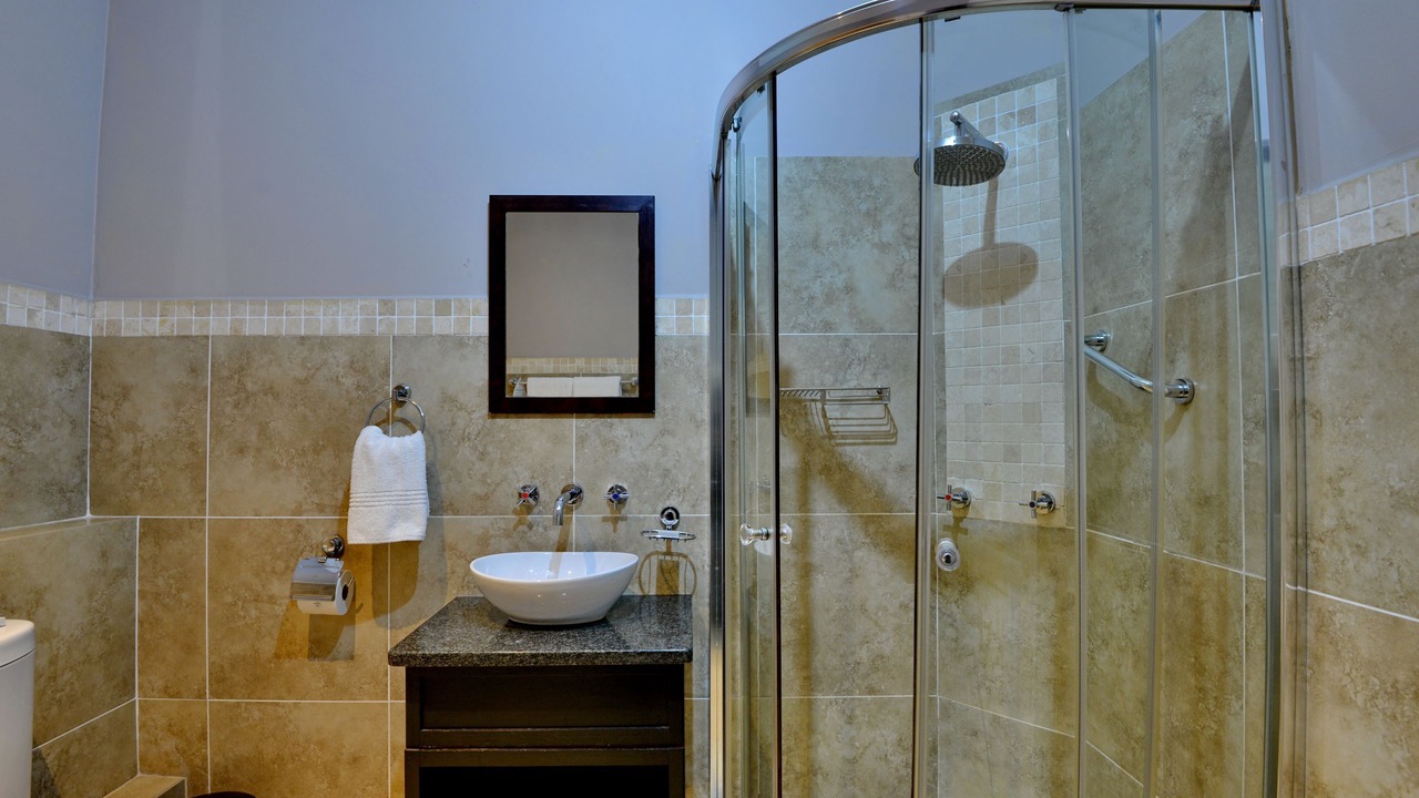 Photo of Bathroom in Emalahleni