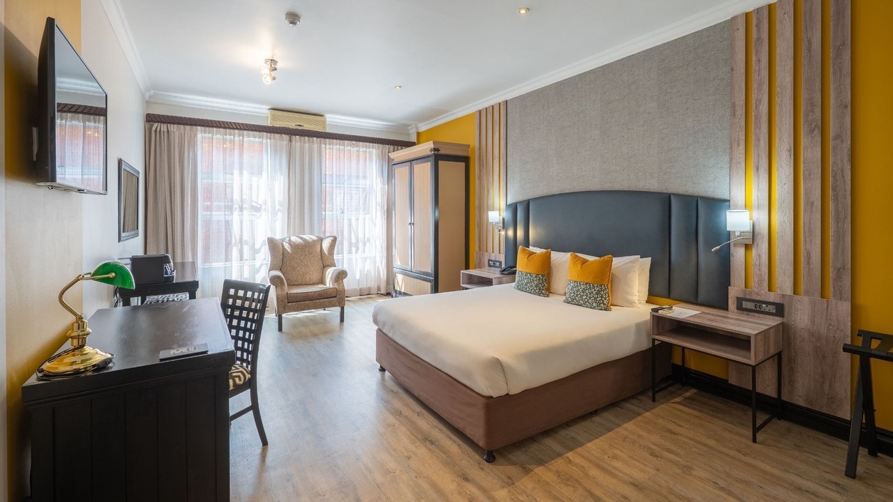 Photo of Bedroom in Emalahleni