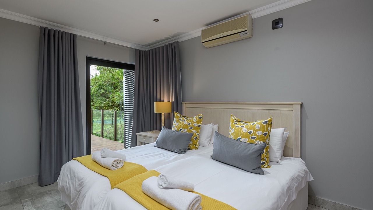 Photo of Bedroom in San Lameer