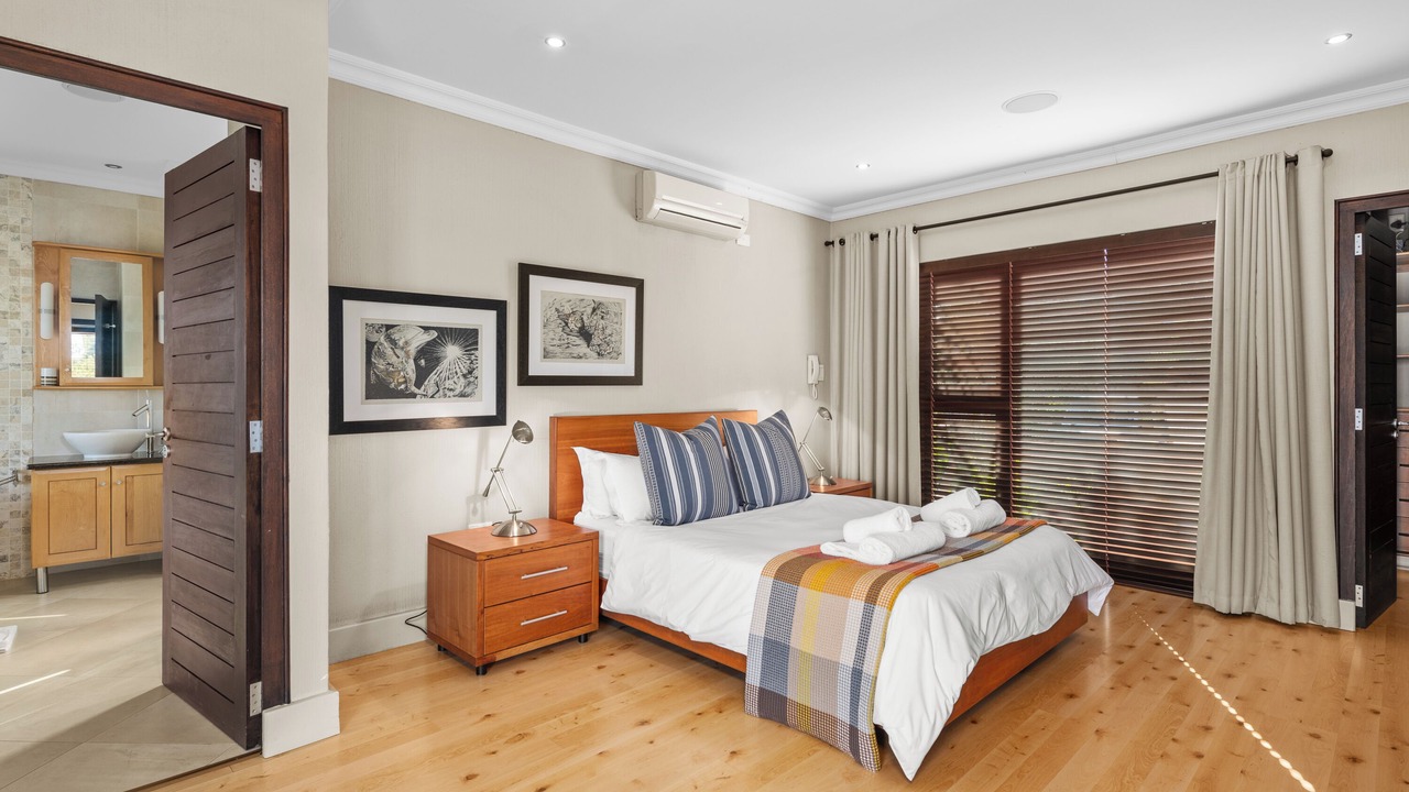 Photo of Bedroom in San Lameer