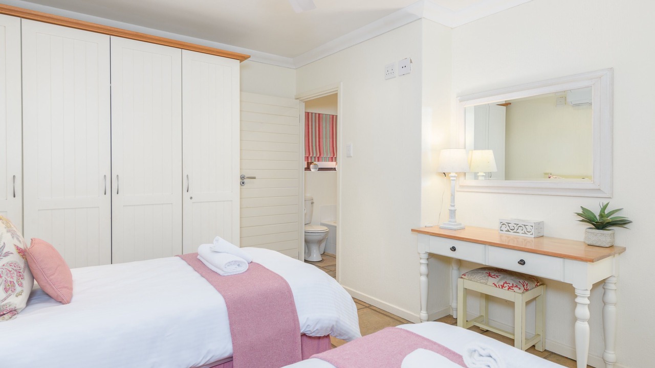 Photo of Bedroom in San Lameer