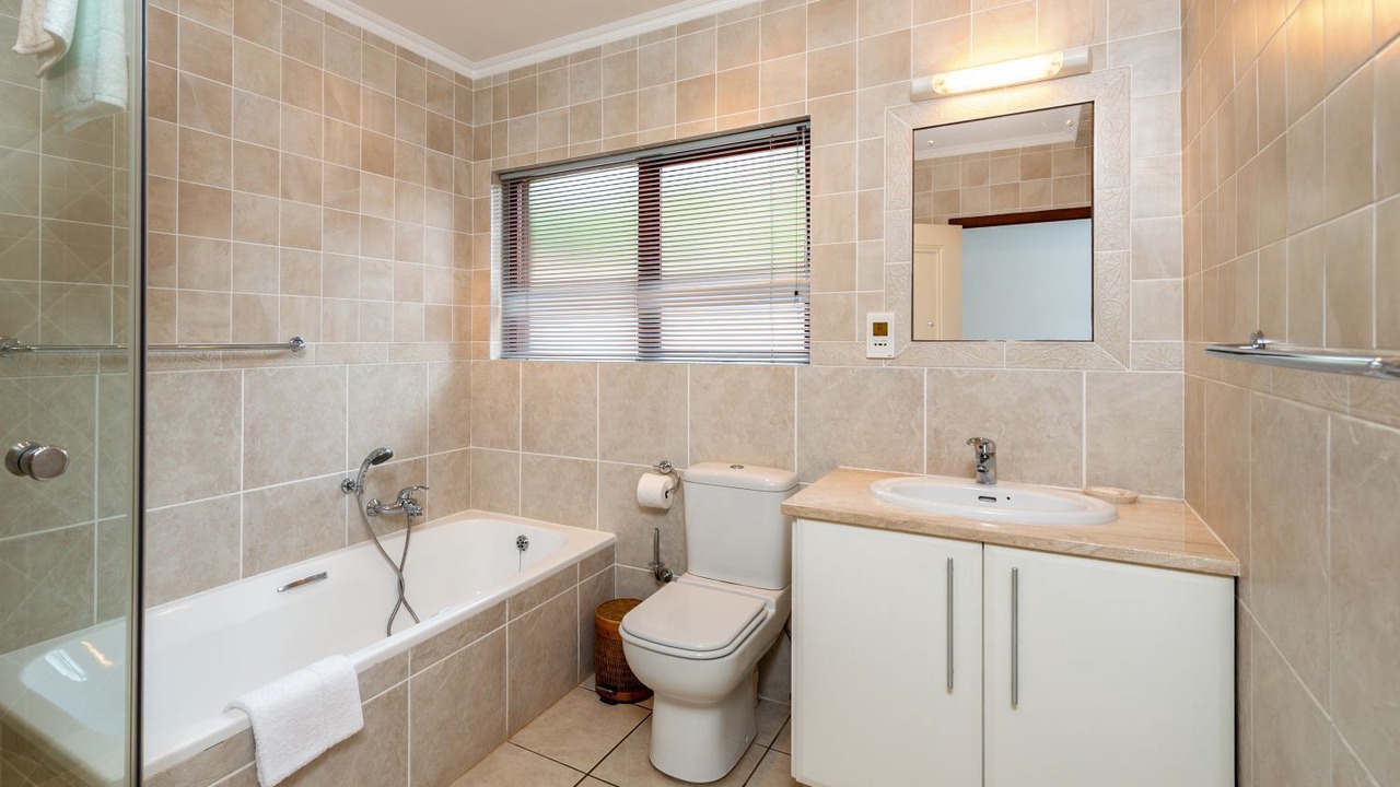 Photo of Bathroom in San Lameer