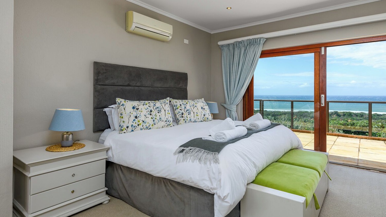 Photo of Bedroom in San Lameer