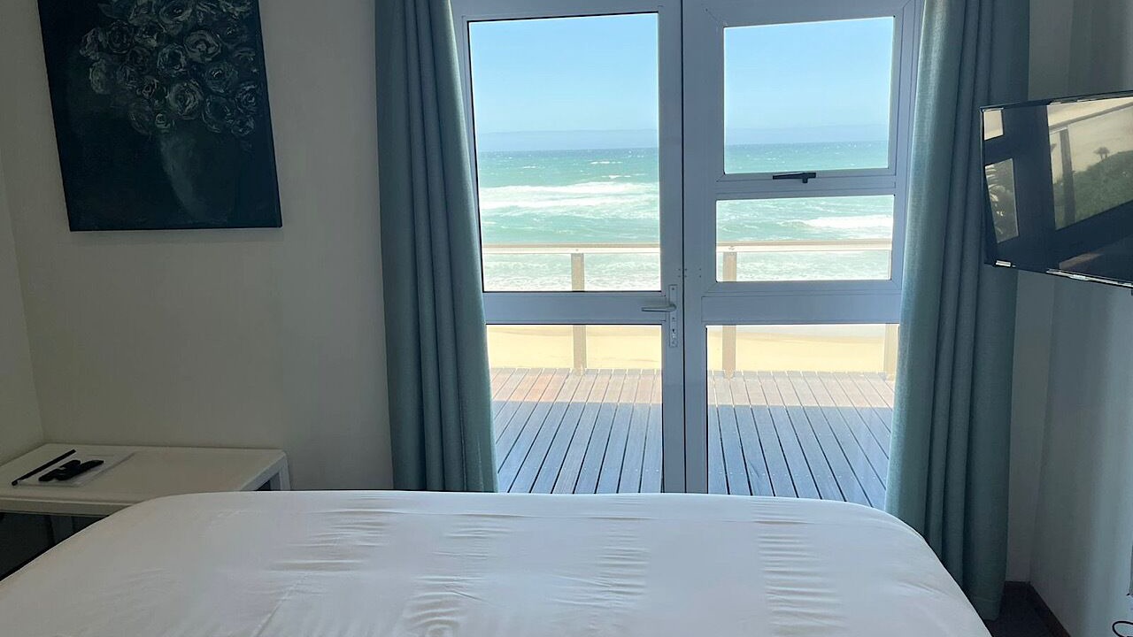 Photo of Bedroom in Wilderness Beach