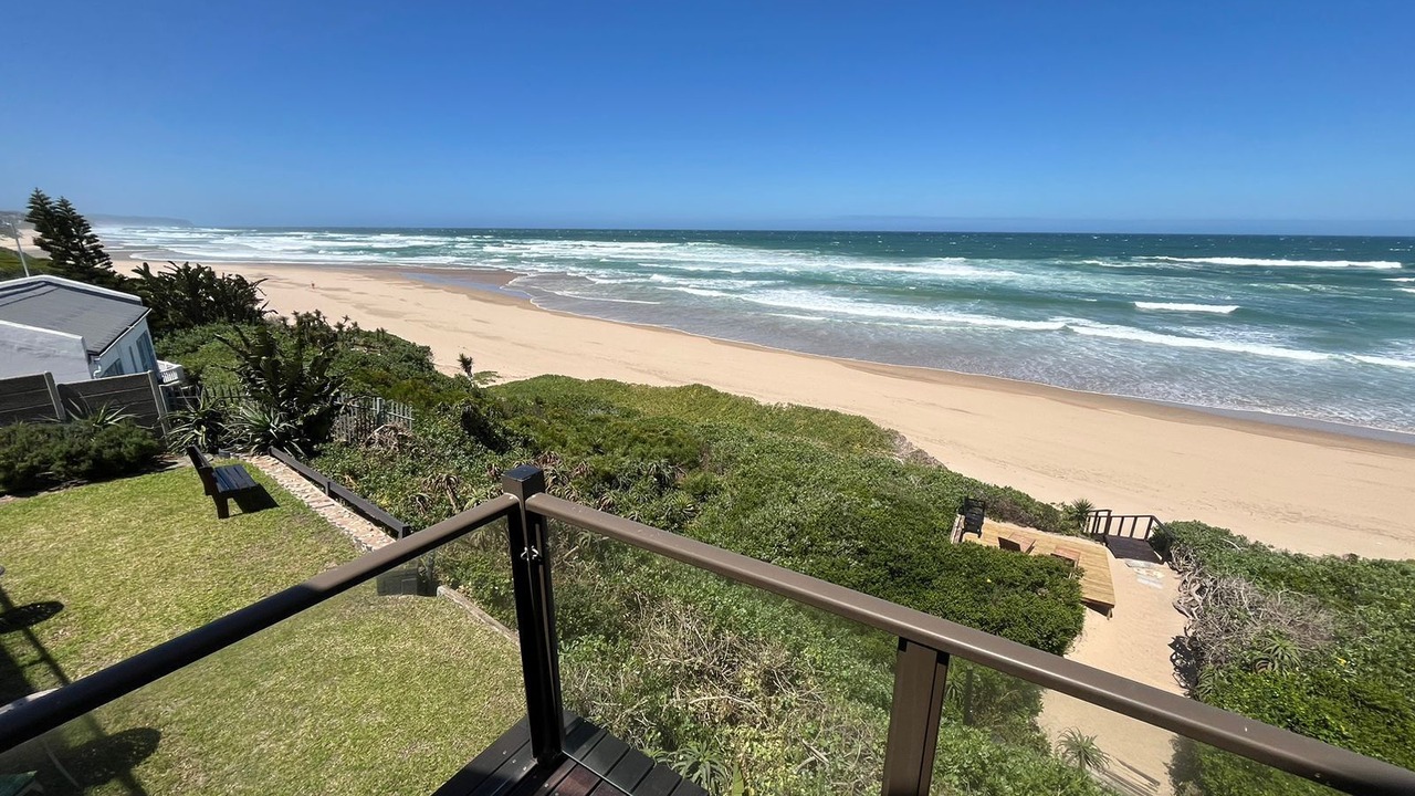 Photo of Bedroom in Wilderness Beach