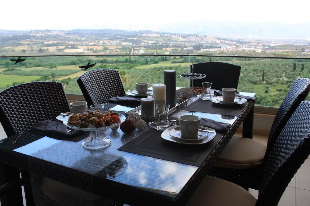 Photo of Patio Balcony in Kusadasi