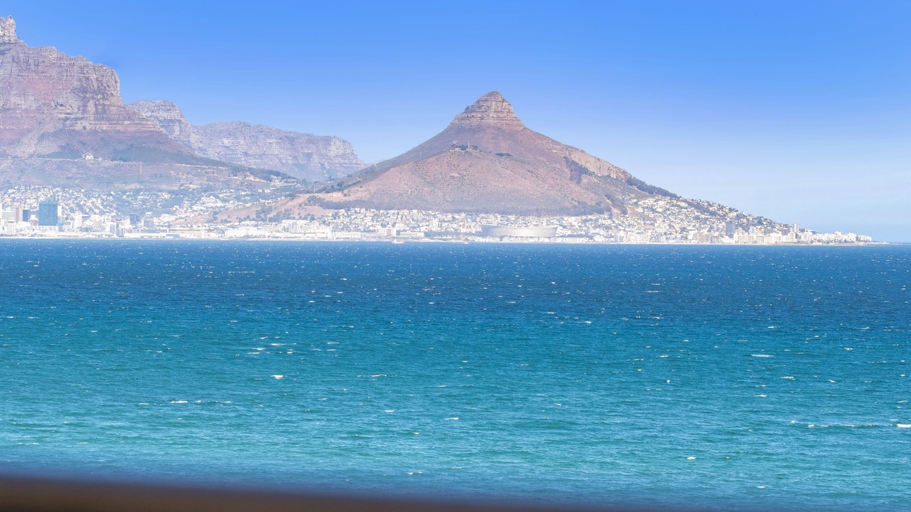 Photo of Others in Bloubergstrand
