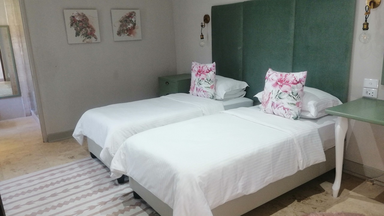 Photo of Bedroom in Rondebosch