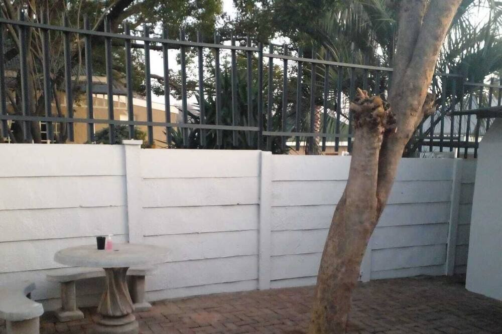 Photo of Outdoor in Parys