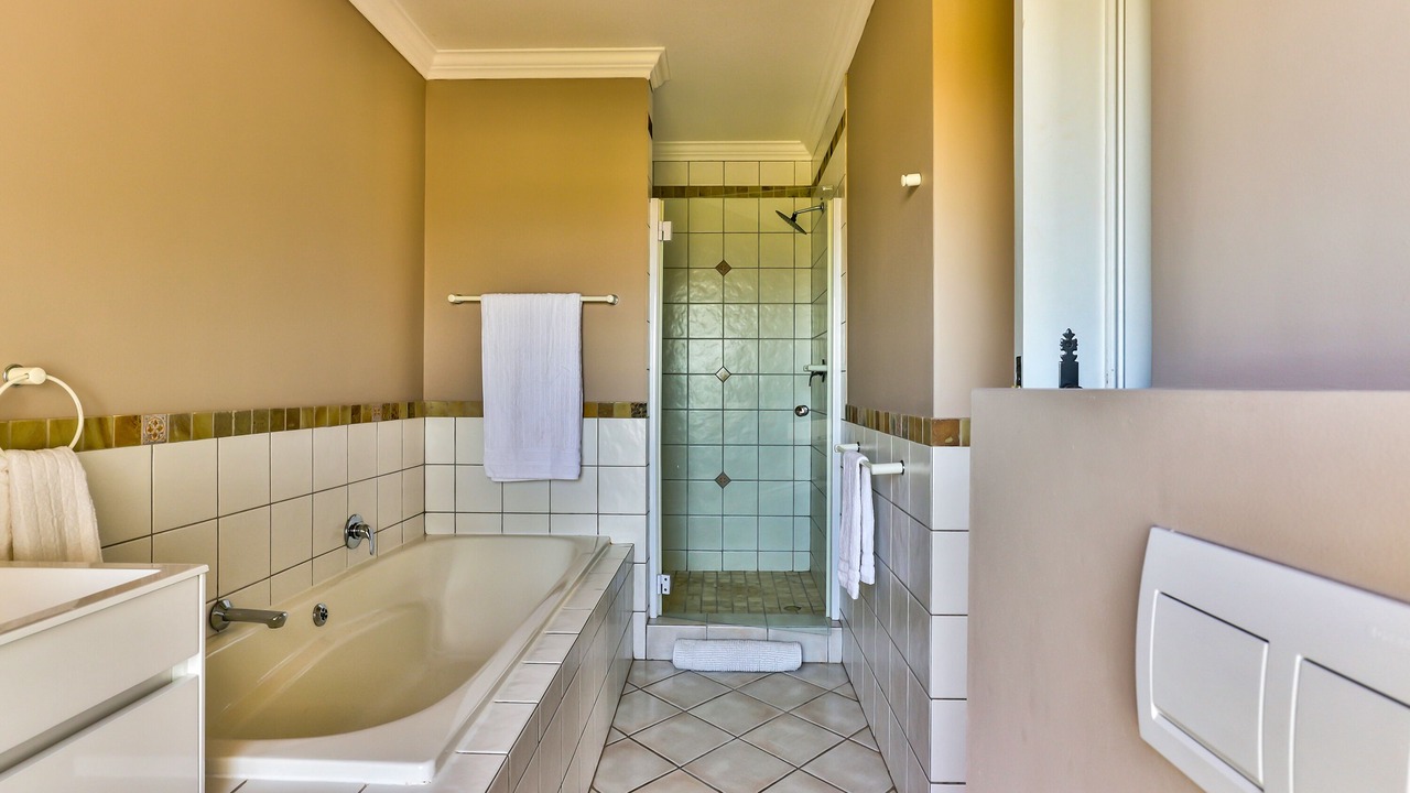 Photo of Bathroom in Cape Town City Centre