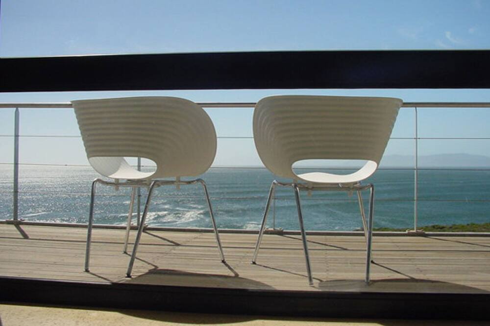 Photo of Patio Balcony in De Kelders