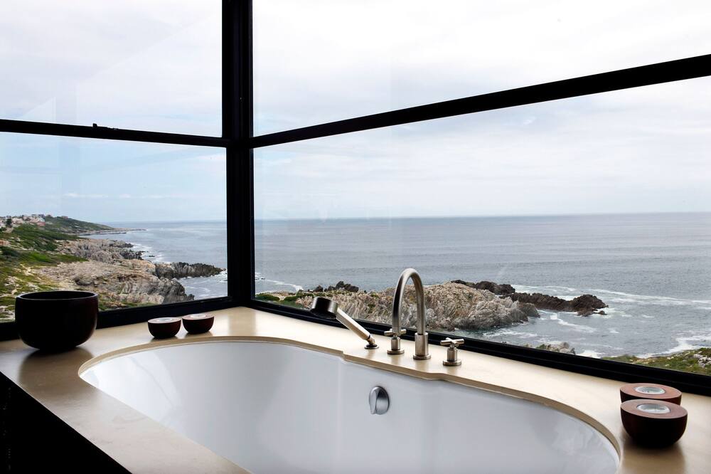 Photo of Bathroom in De Kelders
