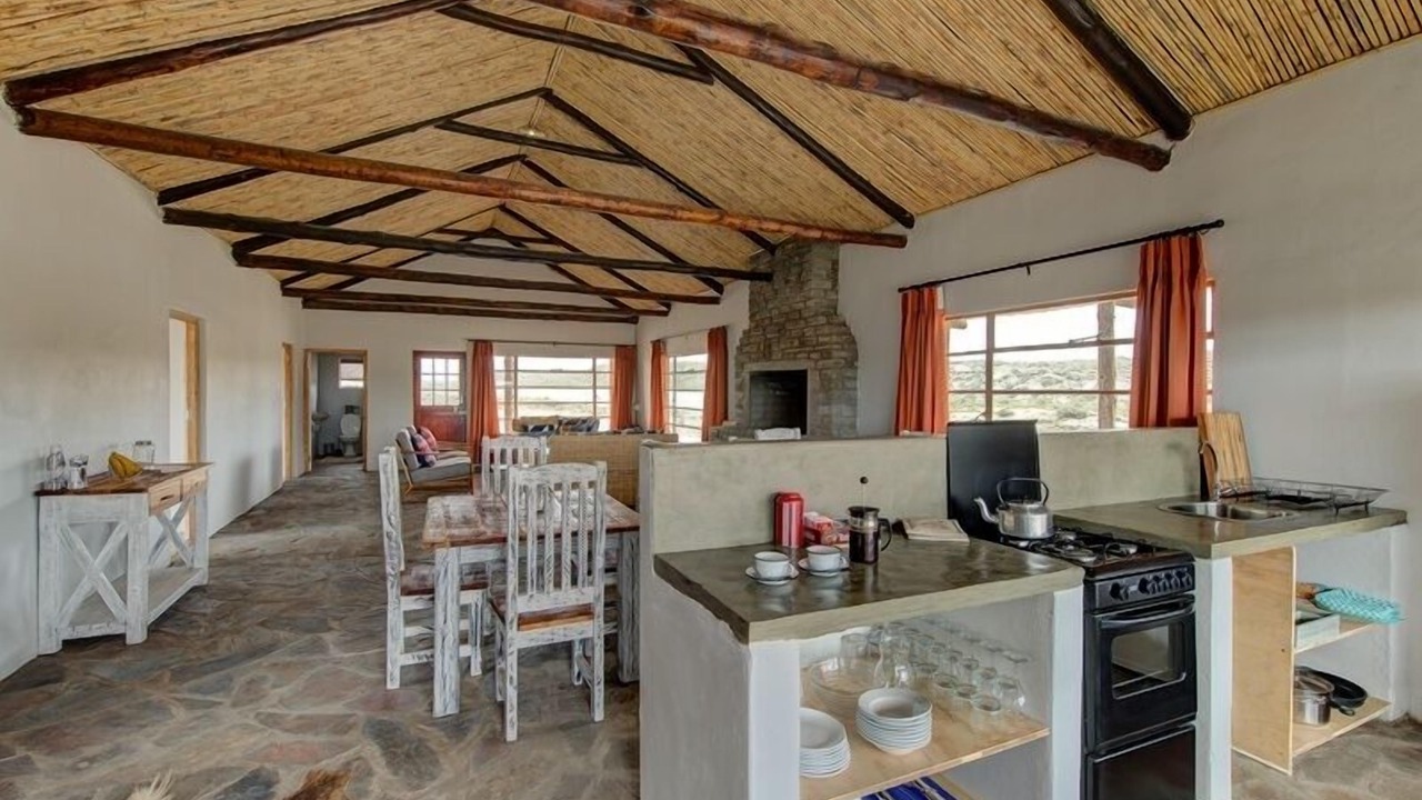 Photo of Others in Karoo Hoogland