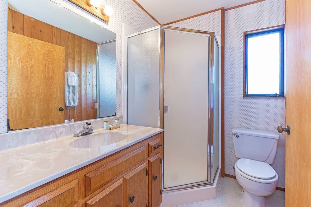 Photo of Bathroom in Sea Ranch